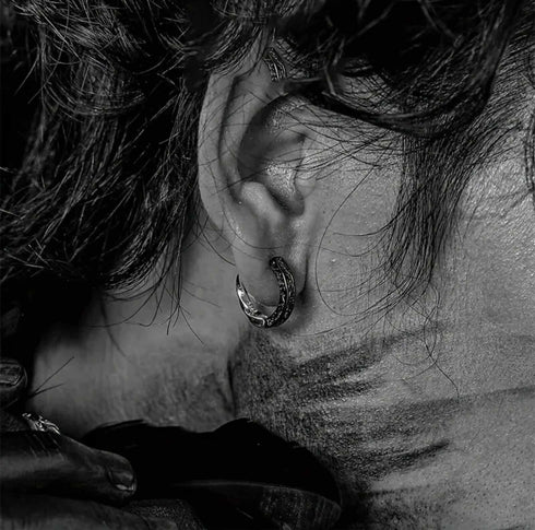 Retro Tang Grass Grain Sense Textured Black Silver Niche Men Women Hoop Earrings